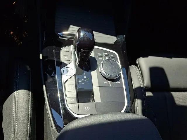 2024 BMW X4 xDrive30i