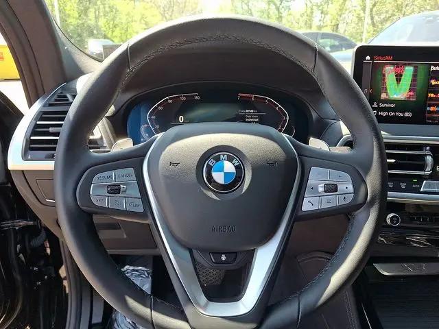 2024 BMW X4 xDrive30i