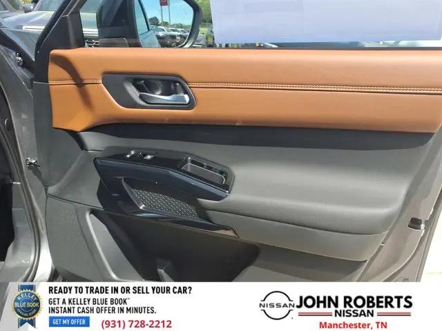 2026 Nissan Pathfinder Platinum