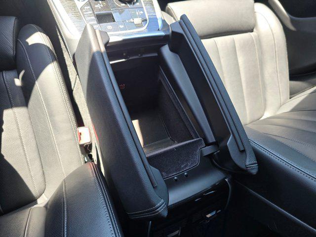 2022 BMW X7 M50i