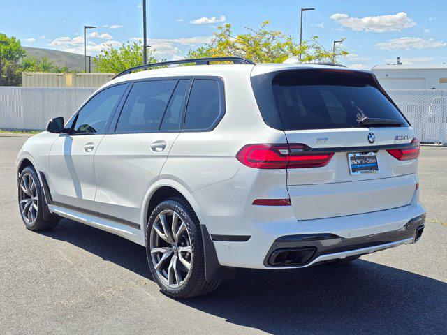 2022 BMW X7 M50i