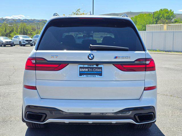 2022 BMW X7 M50i