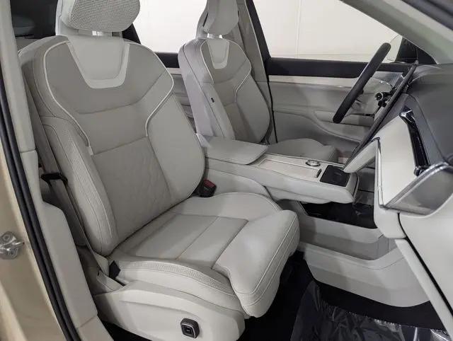 2025 Volvo X 90 Ultra, Twin Motor Performance, Fully electric, 7 Seats