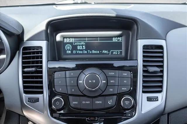 2013 Chevrolet Cruze LS Auto