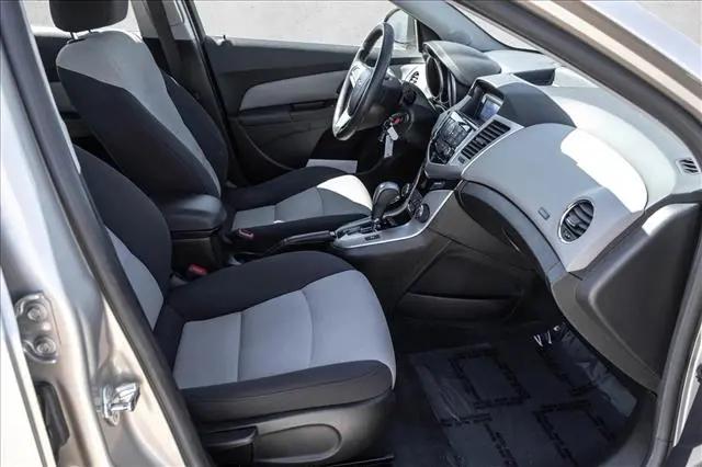 2013 Chevrolet Cruze LS Auto