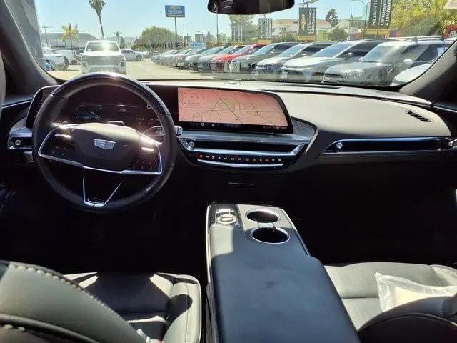2024 Cadillac iQ Sport w/1SJ