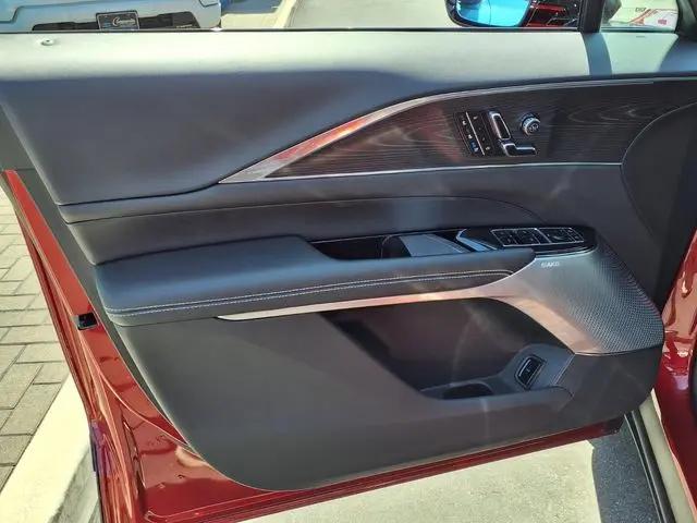 2024 Cadillac iQ Sport w/1SJ
