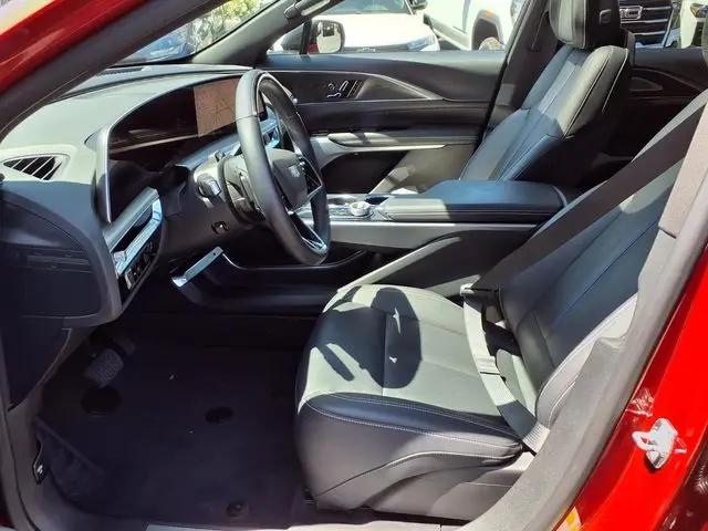 2024 Cadillac iQ Sport w/1SJ