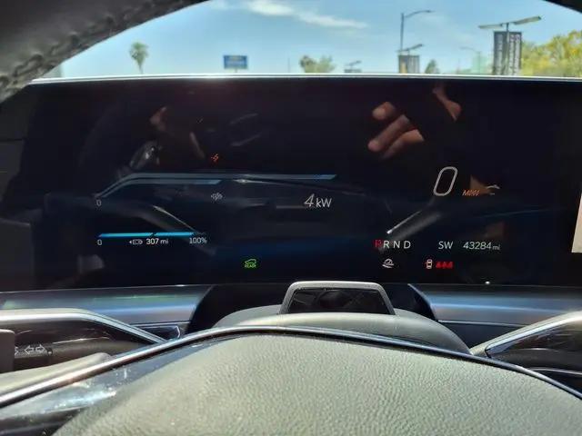 2024 Cadillac iQ Sport w/1SJ