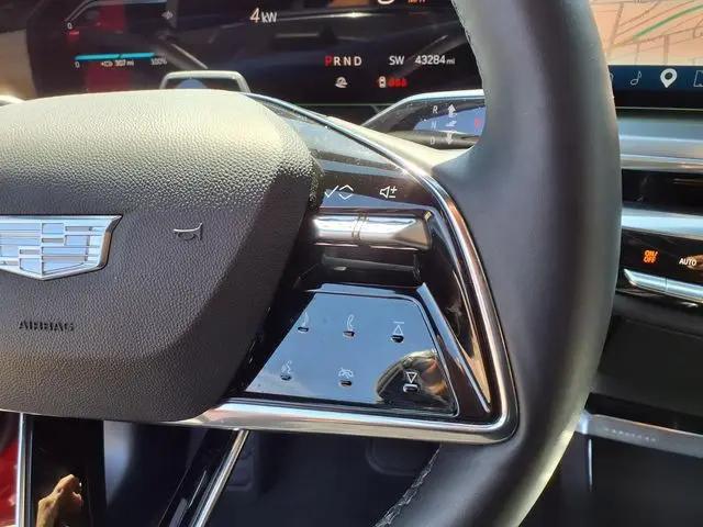 2024 Cadillac iQ Sport w/1SJ