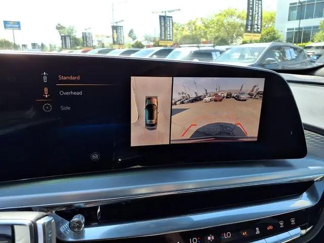 2024 Cadillac iQ Sport w/1SJ