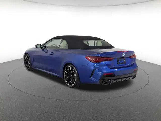 2025 BMW M4 M440i
