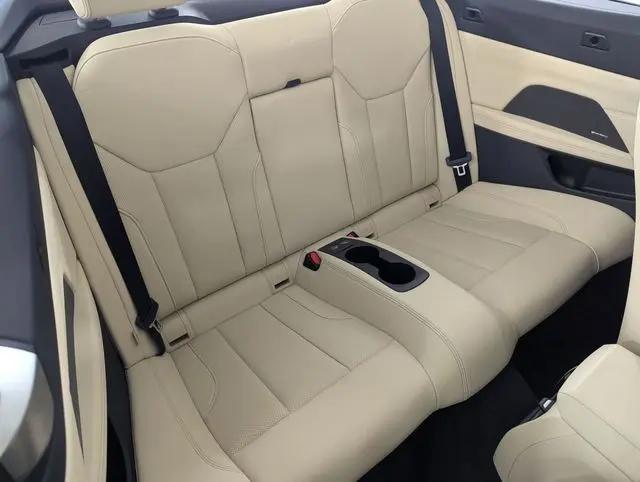 2025 BMW M4 M440i