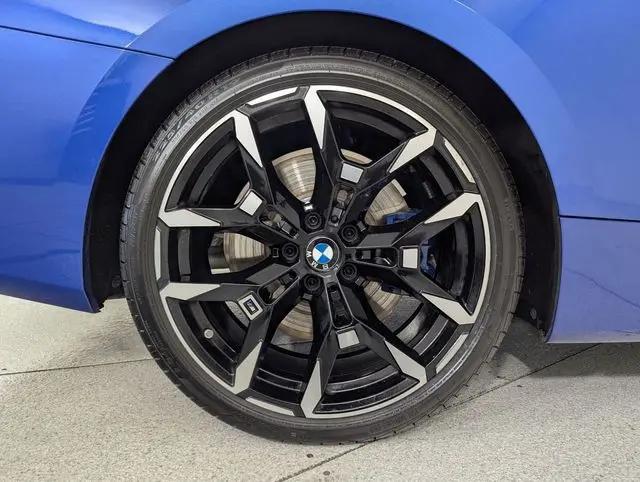 2025 BMW M4 M440i