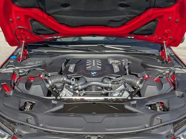 2026 BMW M8 xDrive