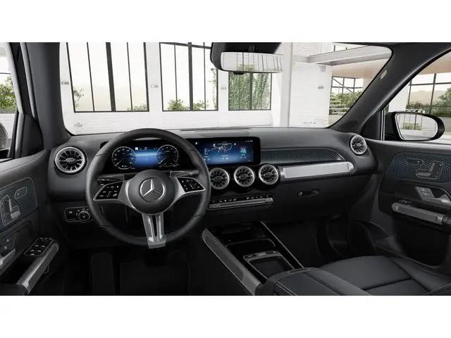 2026 Mercedes-Benz GLB 4MATIC