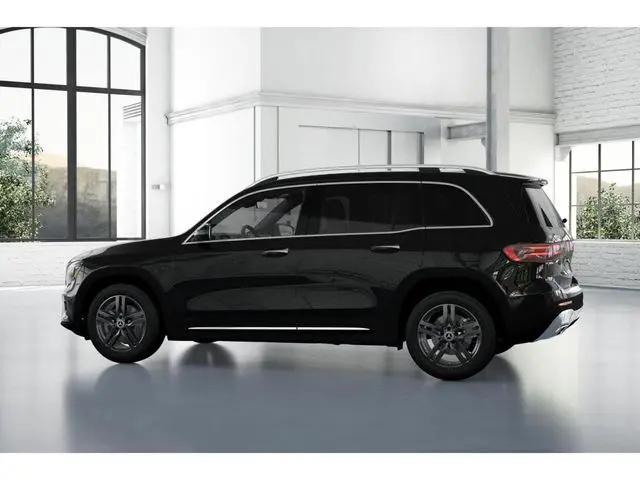 2026 Mercedes-Benz GLB 4MATIC