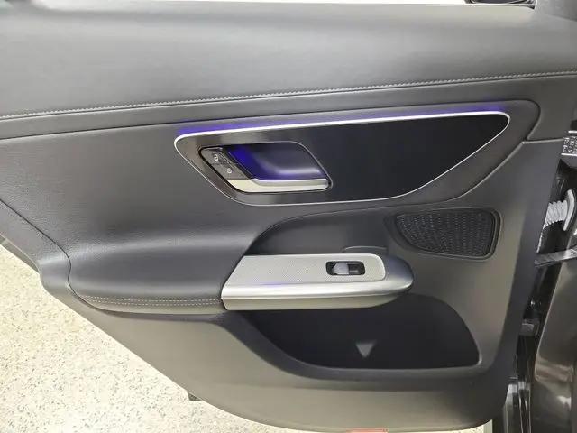 2024 Mercedes-Benz GLC SUV