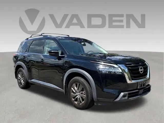2022 Nissan Pathfinder SV 4WD for sale in Hinesville, GA