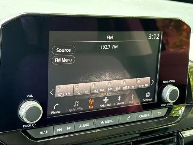 2022 Nissan Pathfinder SV 4WD