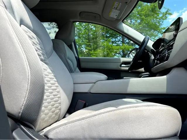 2022 Nissan Pathfinder SV 4WD