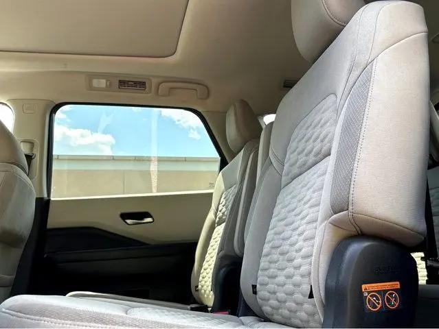 2022 Nissan Pathfinder SV 4WD