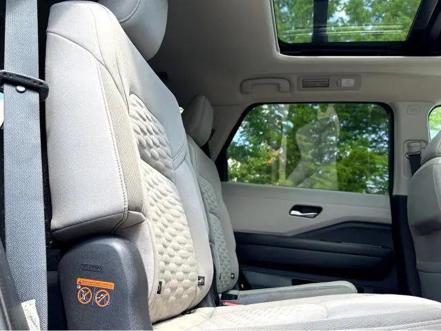 2022 Nissan Pathfinder SV 4WD