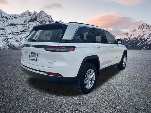 2026 Jeep Grand Cherokee Altitude 4x4