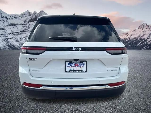2026 Jeep Grand Cherokee Altitude 4x4