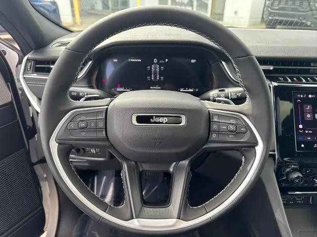 2026 Jeep Grand Cherokee Altitude 4x4
