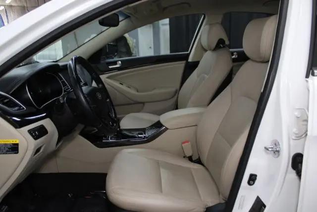 2016 Kia Cadenza Limited