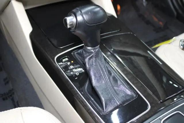 2016 Kia Cadenza Limited
