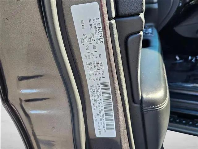 2017 Jeep Grand Cherokee Laredo 4x4