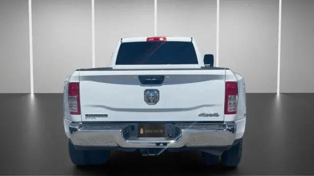 2024 Ram 3500 Big Horn Crew Cab 4x4 8' Box