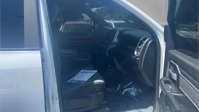 2024 Ram 3500 Big Horn Crew Cab 4x4 8' Box