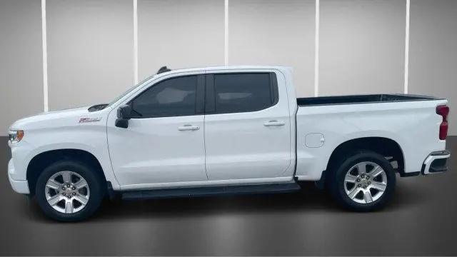 2022 Chevrolet Silverado 1500 4WD Crew Cab Short Bed RST