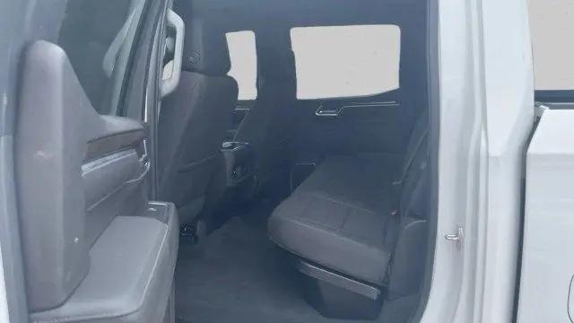2022 Chevrolet Silverado 1500 4WD Crew Cab Short Bed RST