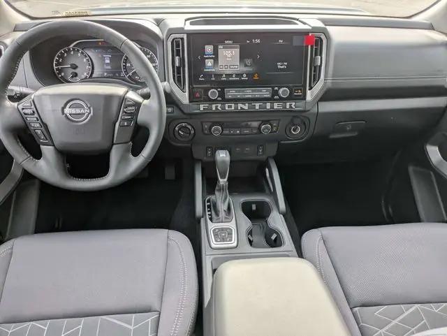 2026 Nissan Frontier Crew Cab SV 4x4