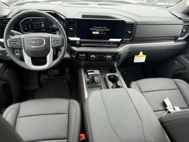 2026 GMC Sierra 1500 Crew Cab, Short Bed, SLT, 4WD