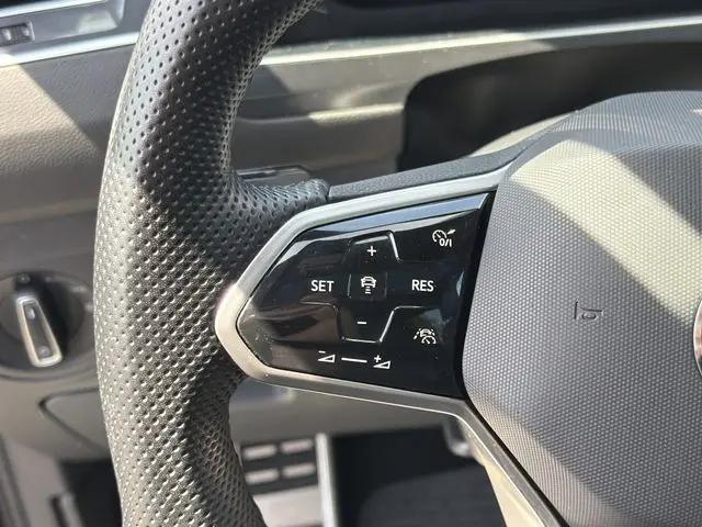 2024 Volkswagen Tiguan 2.0T SEL R-Line