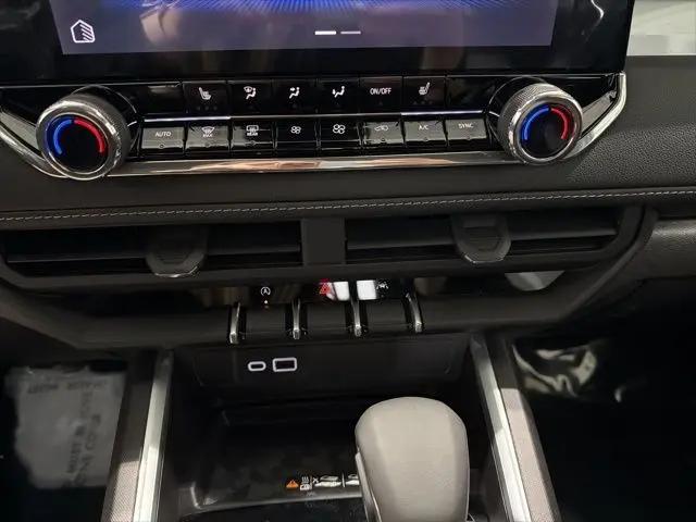 2026 Chevrolet Colorado LT, 4WD