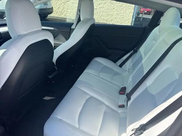 2022 Tesla Model 3 Long Range Dual Motor All-Wheel Drive