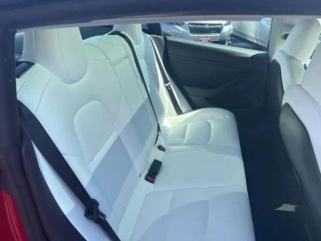 2022 Tesla Model 3 Long Range Dual Motor All-Wheel Drive
