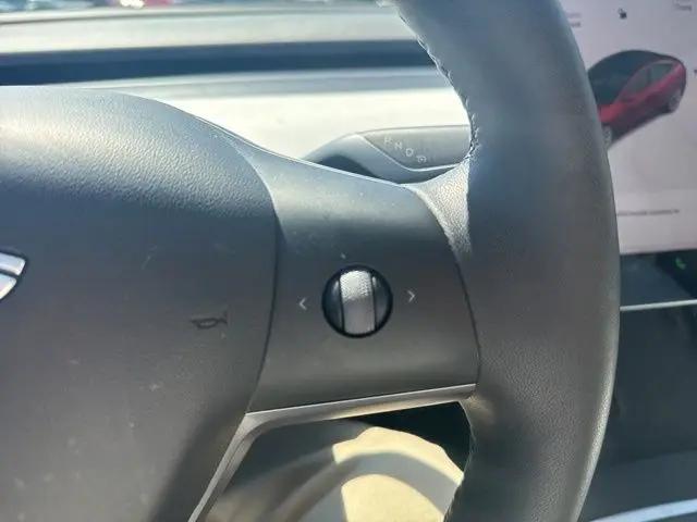 2022 Tesla Model 3 Long Range Dual Motor All-Wheel Drive