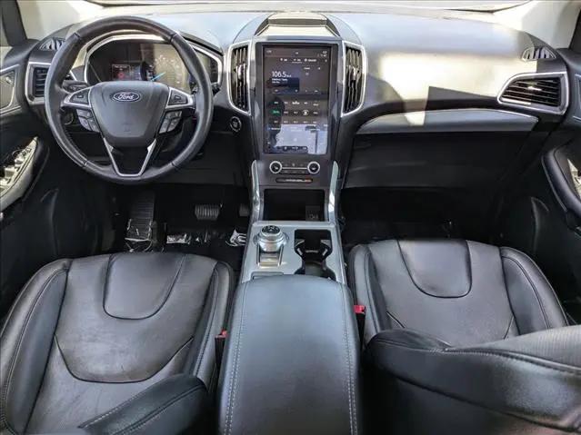 2021 Ford Edge Titanium