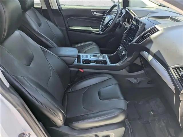 2021 Ford Edge Titanium