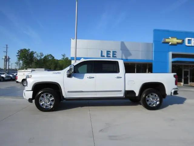 2026 Chevrolet Silverado 2500HD Crew Cab, Standard Bed, High Country, 4WD