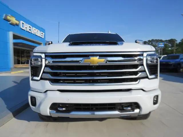 2026 Chevrolet Silverado 2500HD Crew Cab, Standard Bed, High Country, 4WD