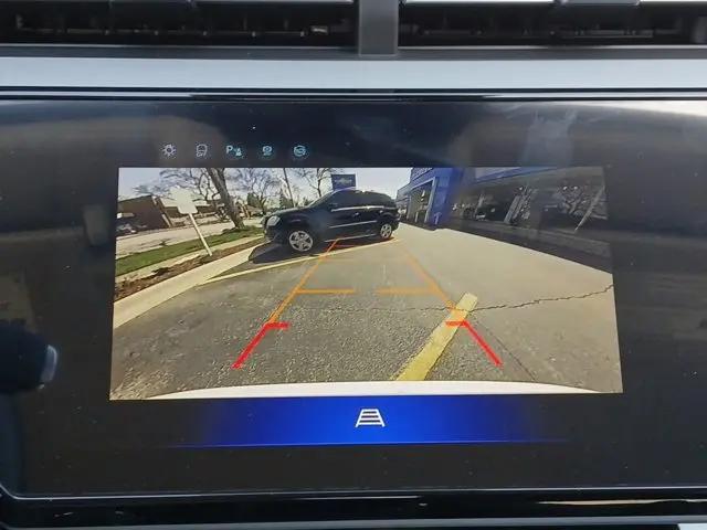 2027 Chevrolet Bolt LT FWD