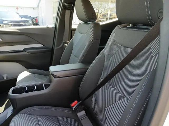 2027 Chevrolet Bolt LT FWD